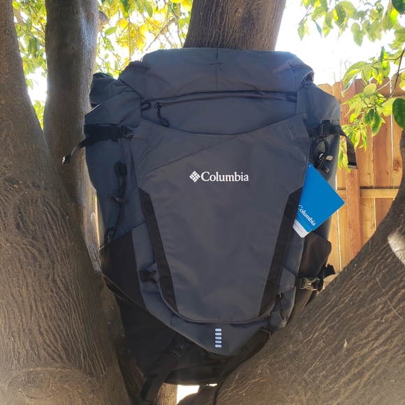 Columbia Unisex Wildwood Frame II Hiking Travel Backback - Picture 9 of 16